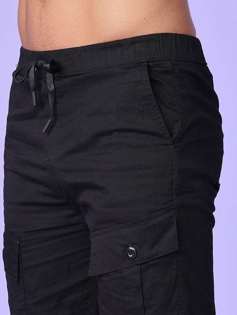 men solid mid rise regular fit cargo shorts - 22510654 -  Standard Image - 1