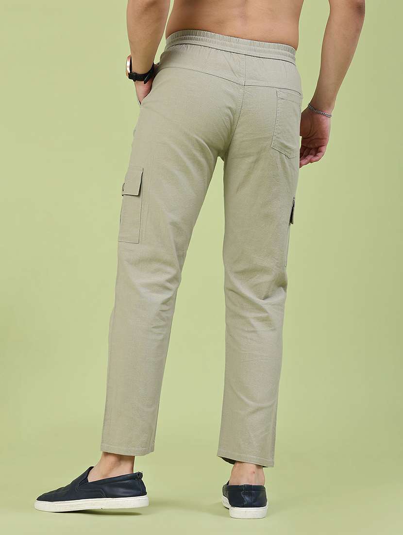 men solid mid rise regular fit cargo  - 22510659 -  Standard Image - 4