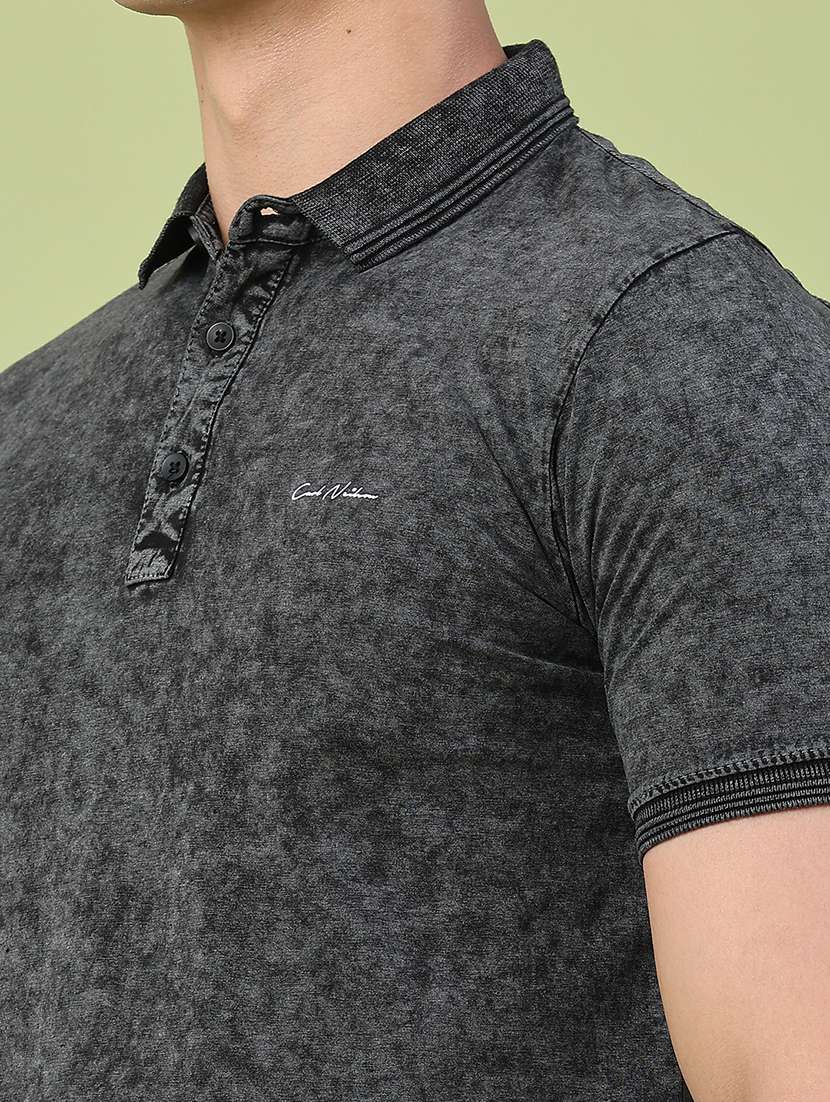 Men Self Design Short Sleeve Slim Fit Polo T-shirt - 22510979 -  Standard Image - 1