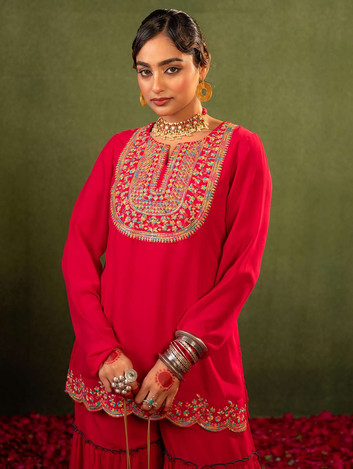 women embroidered notch neck kurta and sharara set with dupatta - 22511198 -  Standard Image - 1