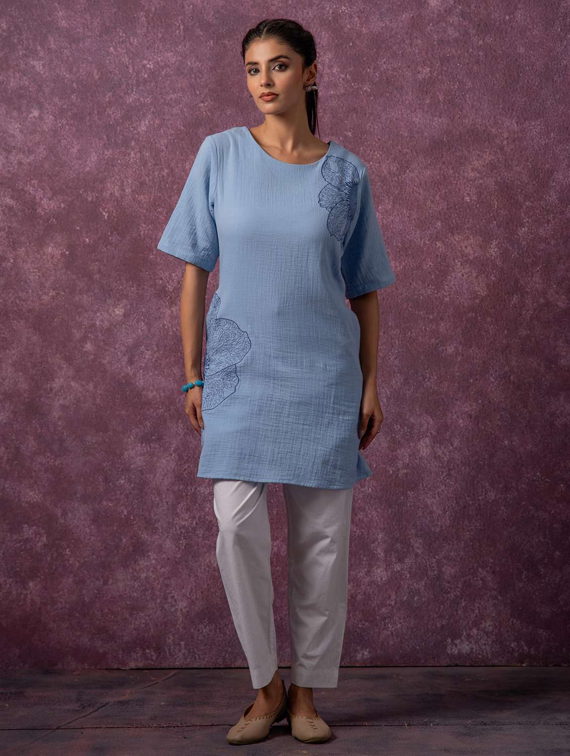 women embroidered round neck a-line kurta
