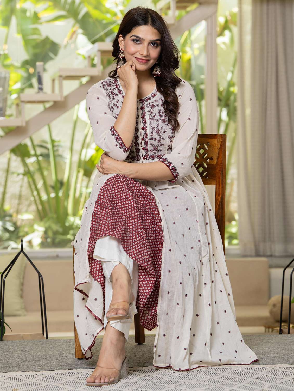 women embroidered round neck flared kurta - 22511255 -  Standard Image - 4