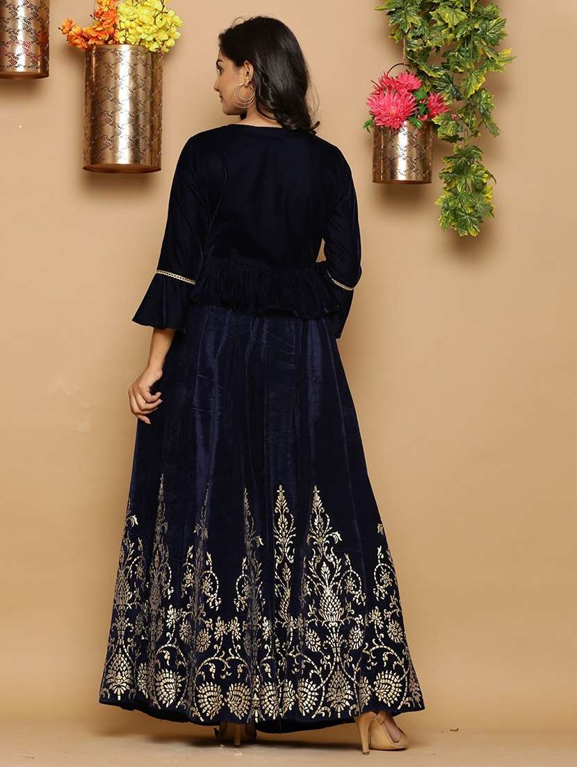 women embroidered round neck lehenga choli set - 22511301 -  Standard Image - 4