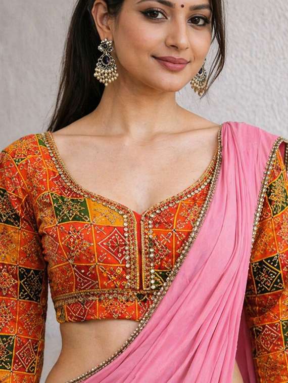 women solid with embellished bordered saree with blouse - 22511444 -  Standard Image - 1