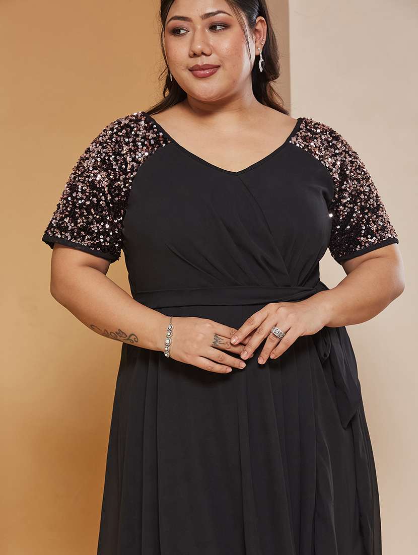 Women Sequined Short Sleeves Gown - 22511477 -  Standard Image - 1