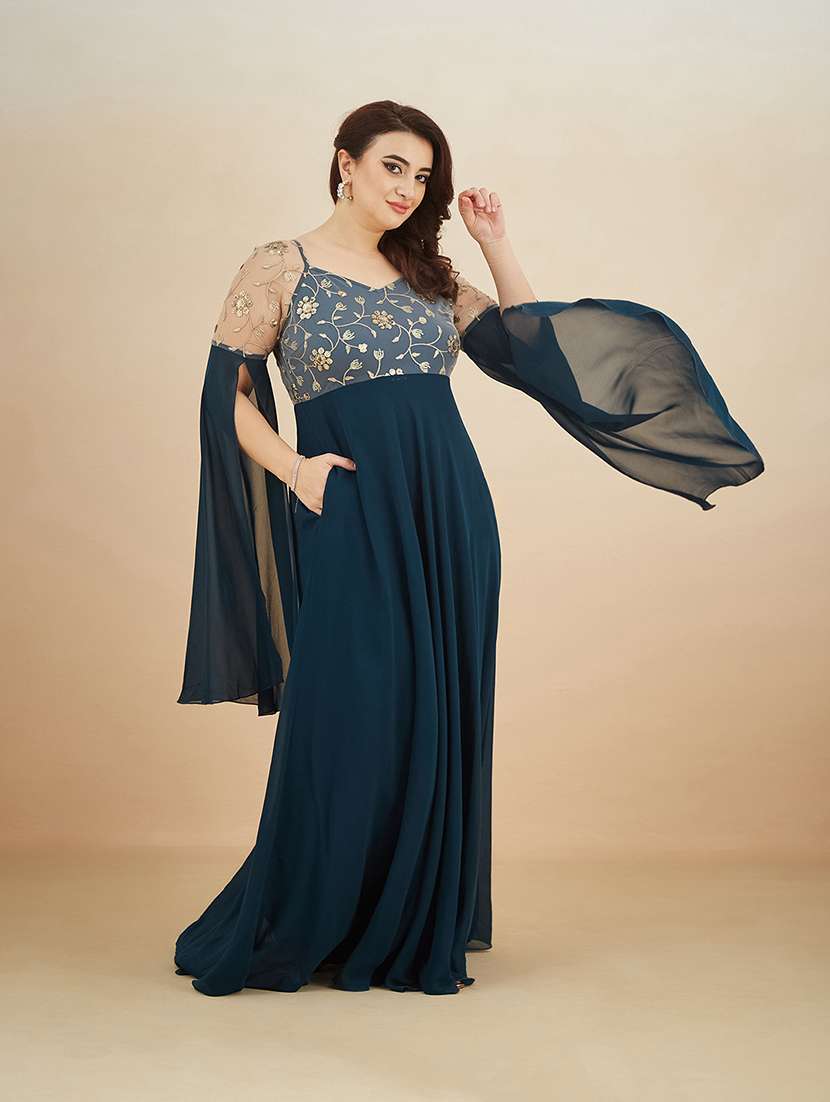 women embroidered sweetheart neck gown