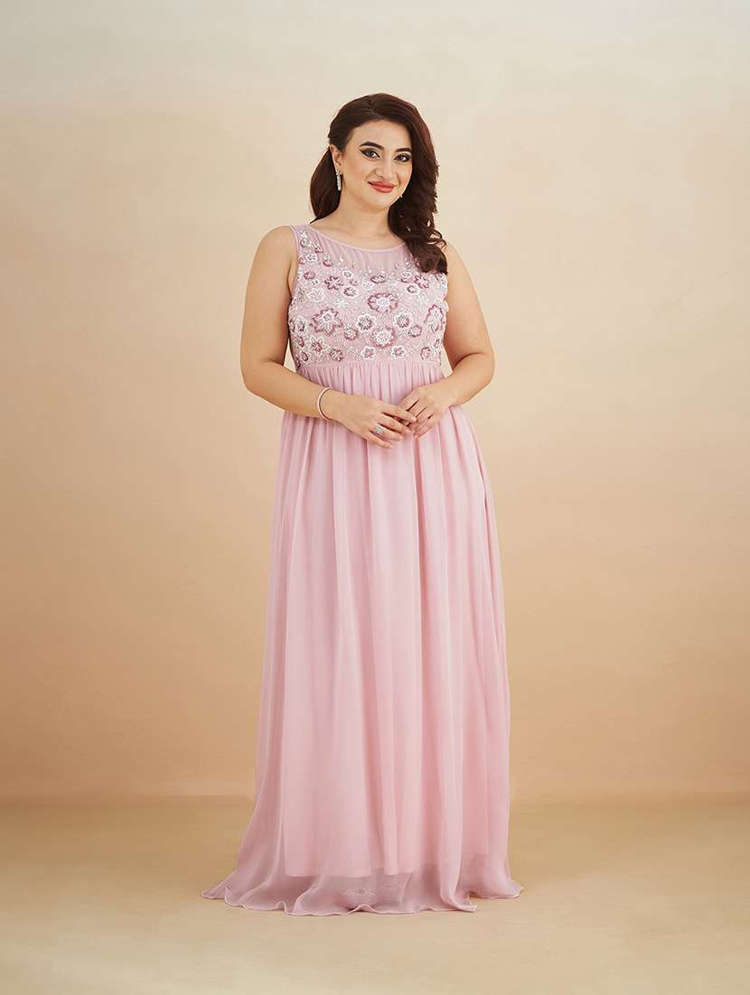 women embroidered sleeveless gown