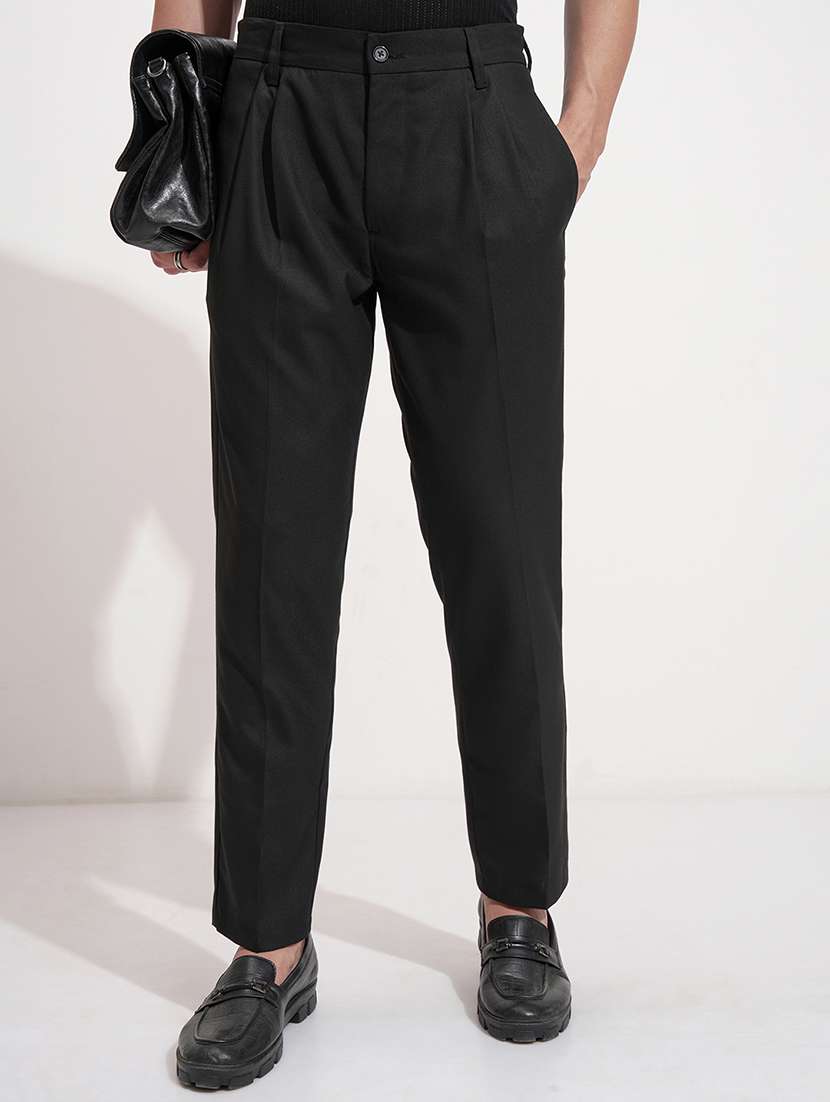 men solid mid rise pleated casual trouser