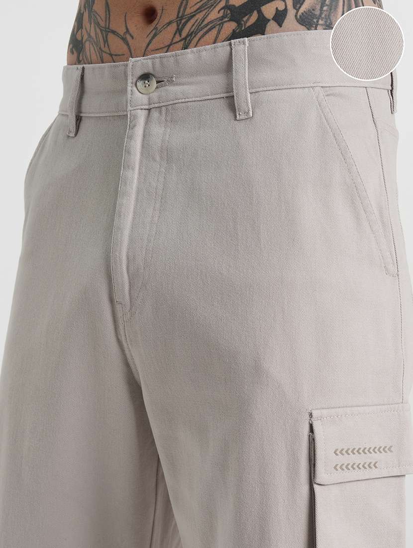 men solid mid rise relaxed fit cargo  - 22511814 -  Standard Image - 1
