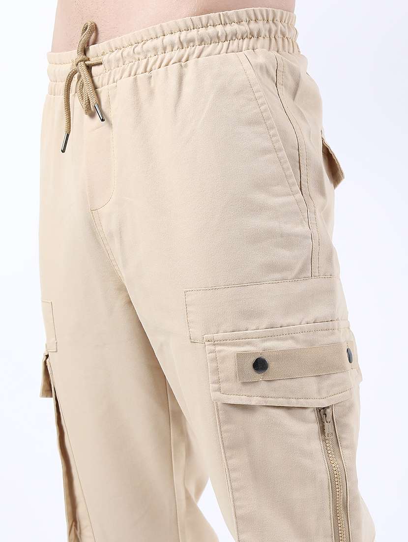 men solid mid rise regular fit jogger - 22511873 -  Standard Image - 1