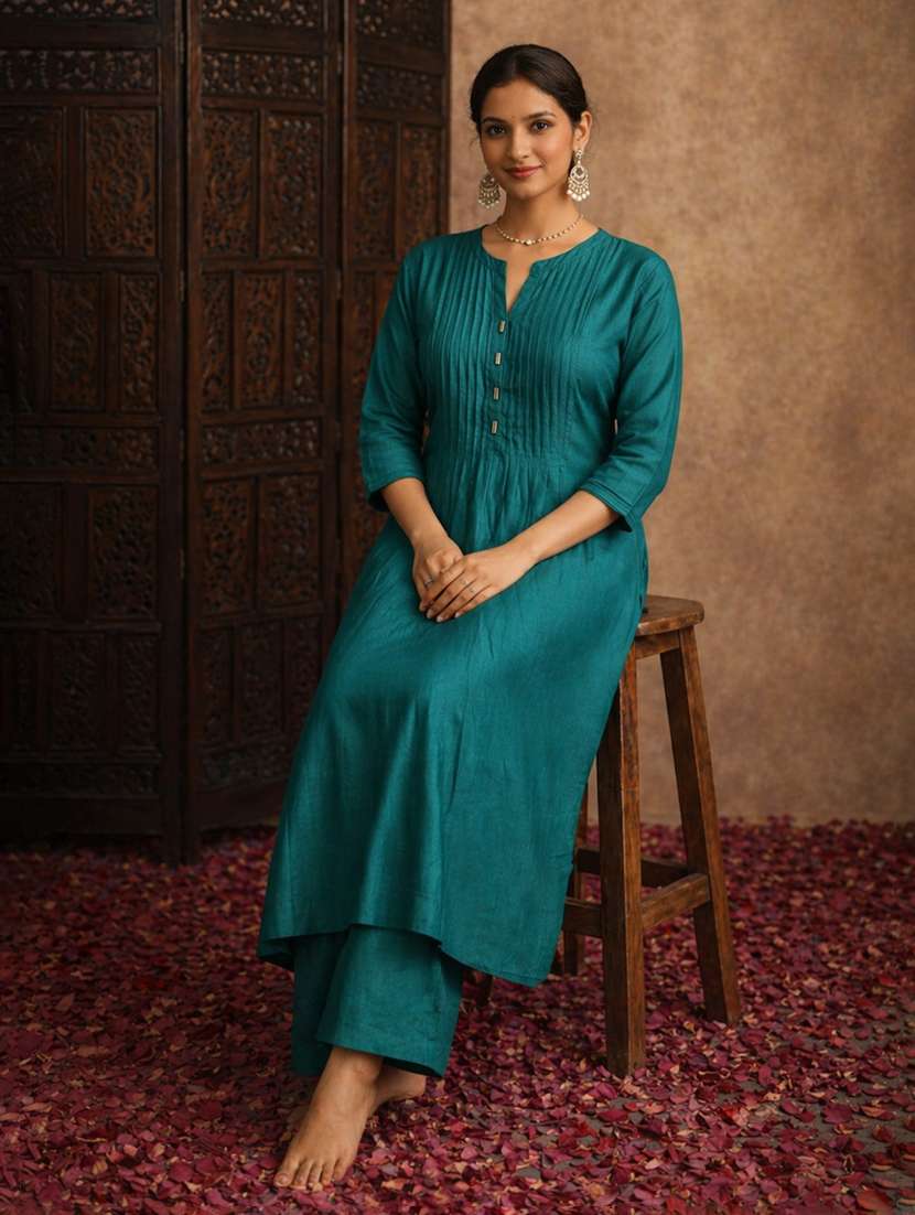 women solid three quarter sleeve kurta palazzo set - 22511936 -  Standard Image - 4