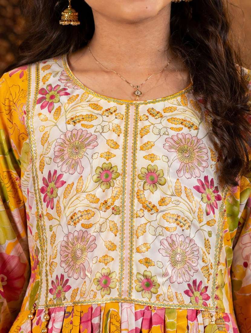 Girls Printed Round Neck Kurta And Salwar Set - 22511978 -  Standard Image - 1