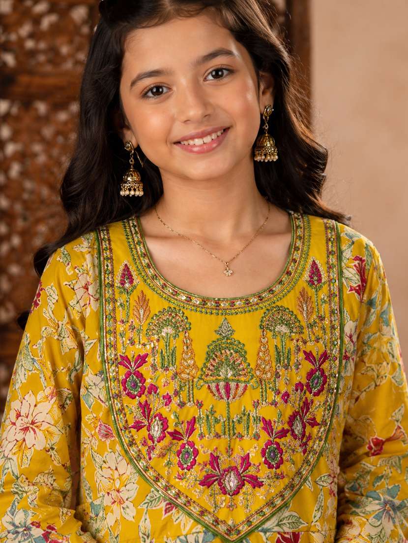 girls printed three quarter sleeves kurta and sharara suit set - 22511982 -  Standard Image - 1