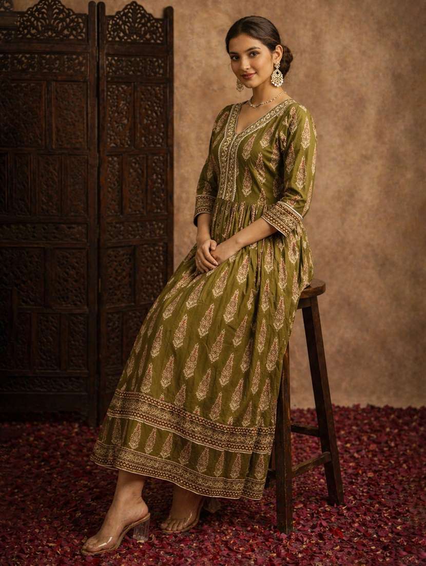 women printed three quarter sleeve fit & flare ethnic dress - 22512004 -  Standard Image - 4