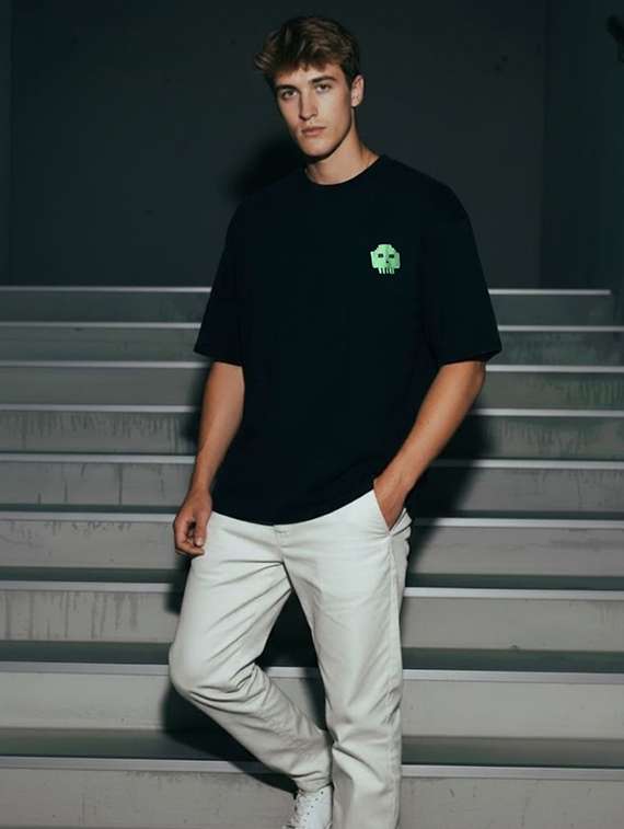 unisex printed short sleeve loose fit t-shirt - 22512611 -  Standard Image - 4
