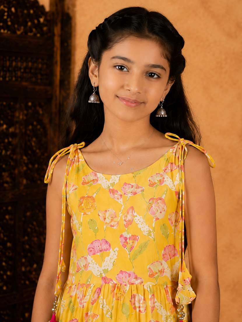 girls printed boat neck tiered kurta - 22512876 -  Standard Image - 1