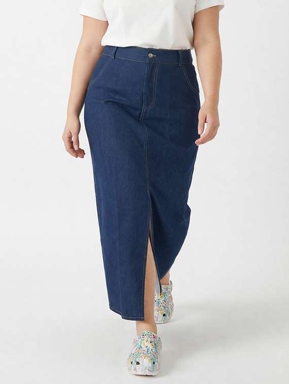 women solid high rise denim skirt