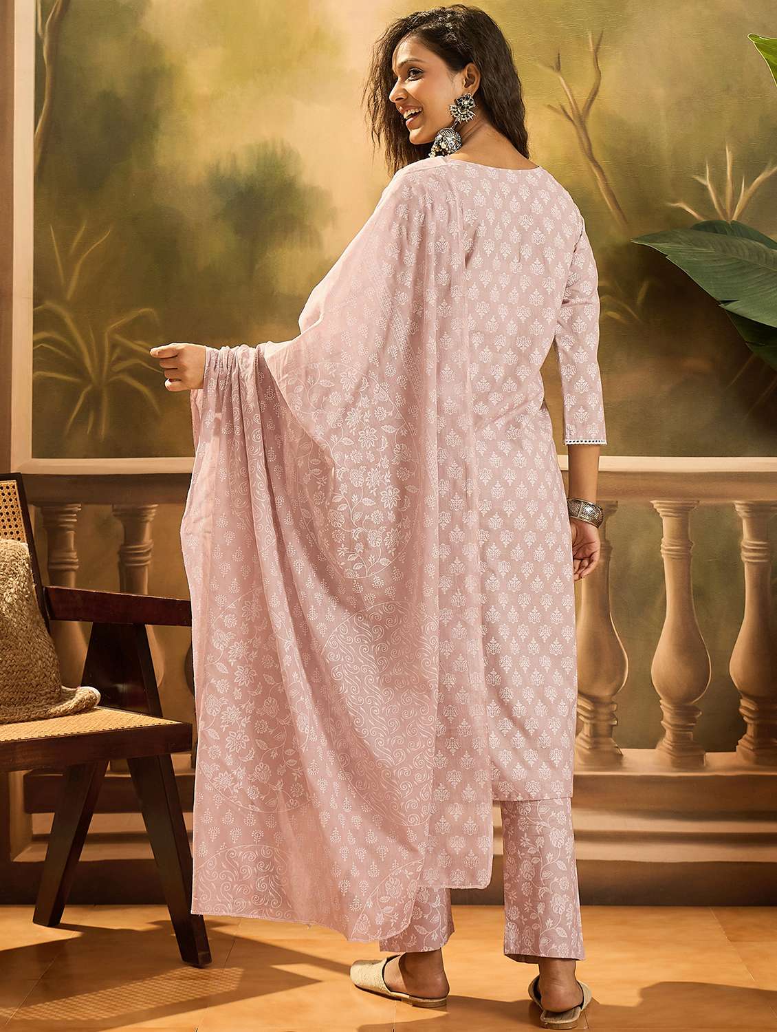 women printed three quarter sleeve kurta pant with dupatta set - 22513518 -  Standard Image - 4