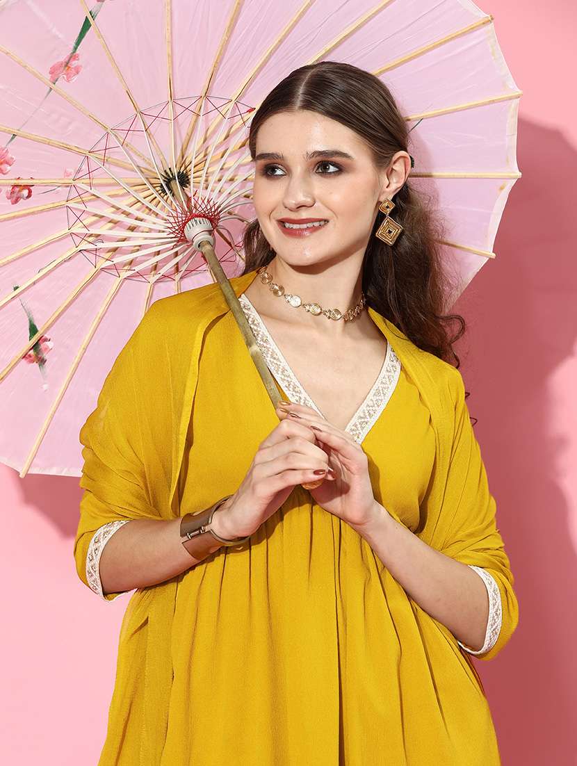 women solid v neck kurta and pant set with dupatta - 22513546 -  Standard Image - 1