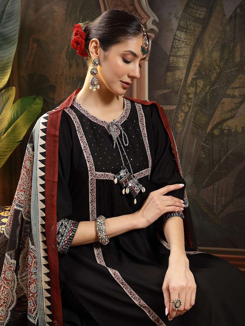 women embellished tie up neck kurta and palazzo set with dupatta - 22513564 -  Standard Image - 1