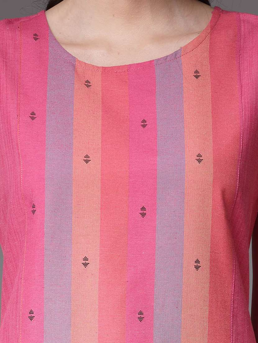 Women Printed Sleeveless Straight Kurta And Pant Set - 22513691 -  Standard Image - 1