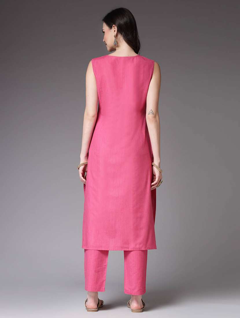 Women Printed Sleeveless Straight Kurta And Pant Set - 22513691 -  Standard Image - 4