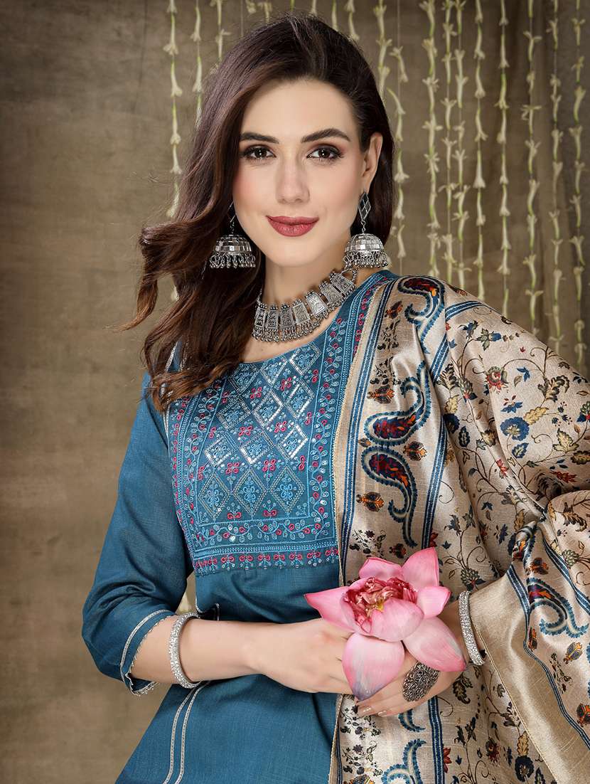 women embroidered three quarter sleeve kurta pant with dupatta set - 22513742 -  Standard Image - 1