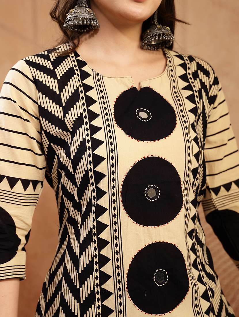 women printed notch neck kurta and palazzo set with dupatta - 22513813 -  Standard Image - 1