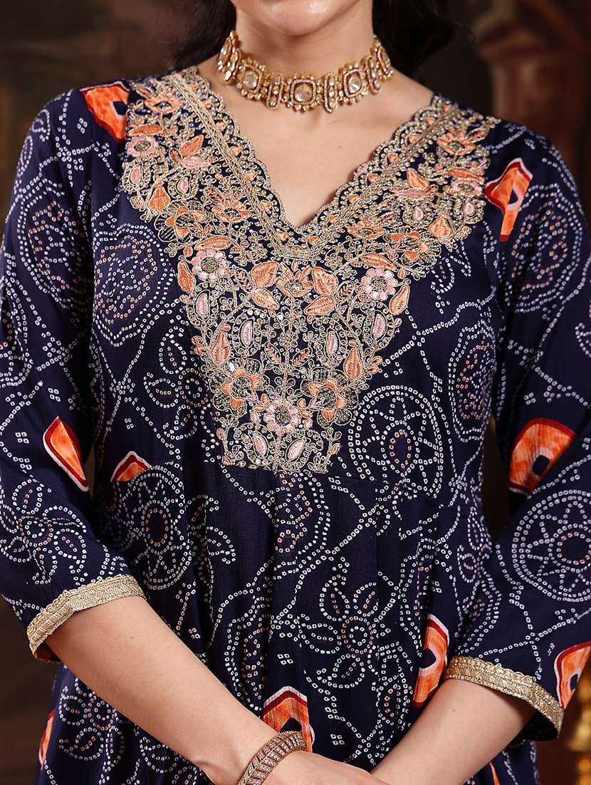 women printed v neck kurta and palazzo set with dupatta - 22513828 -  Standard Image - 1