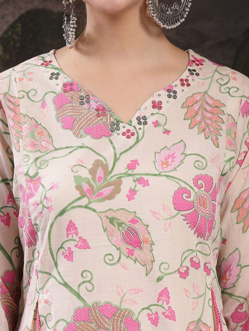 women printed v neck kurta and pant set with dupatta - 22513850 -  Standard Image - 1