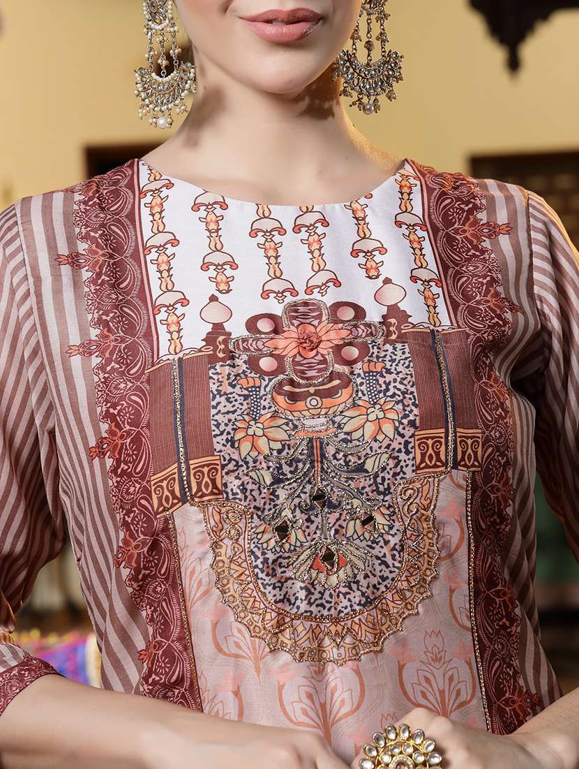 Women Printed Round Neck Kurta And Pant Set With Dupatta - 22513851 -  Standard Image - 1