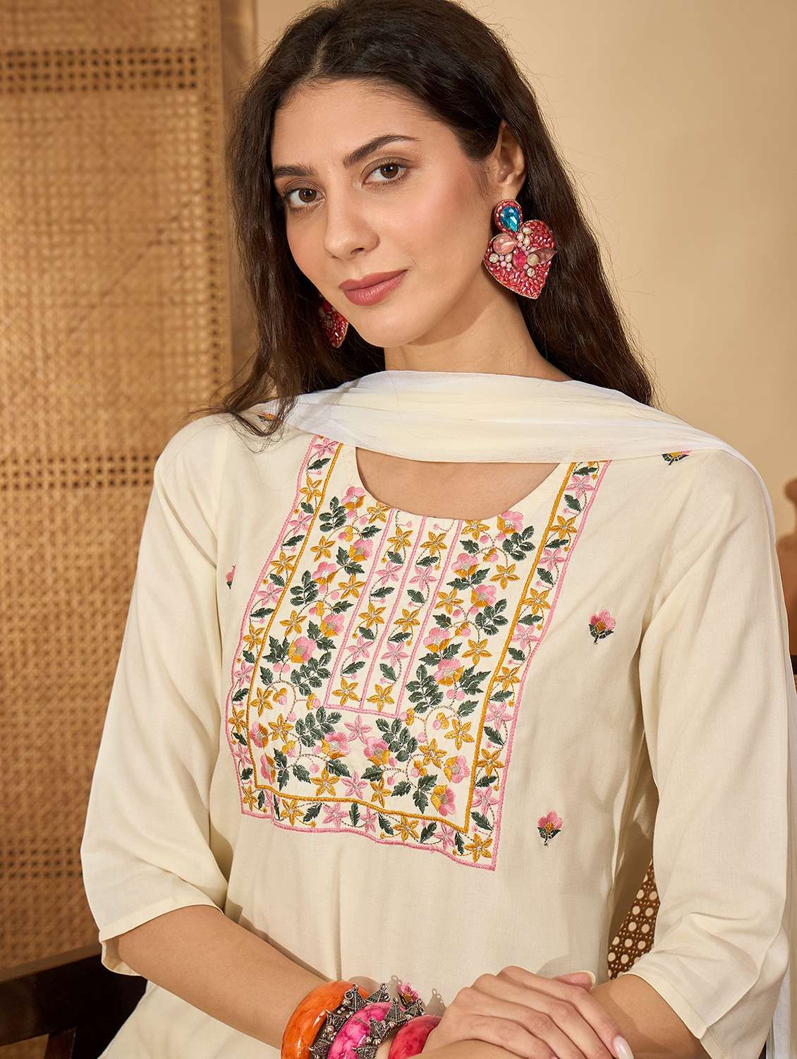 women embroidered round neck kurta and pant set with dupatta - 22513859 -  Standard Image - 1