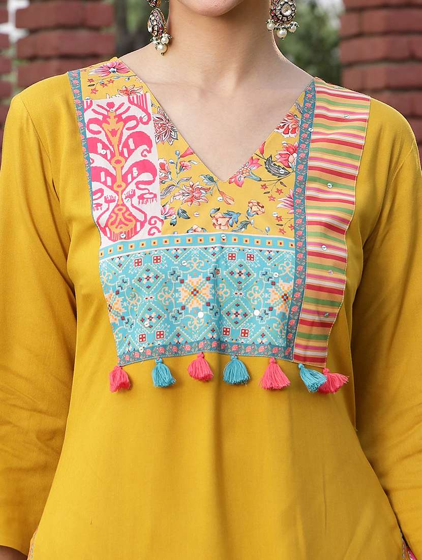 women printed v neck kurta and palazzo set with dupatta - 22513934 -  Standard Image - 1