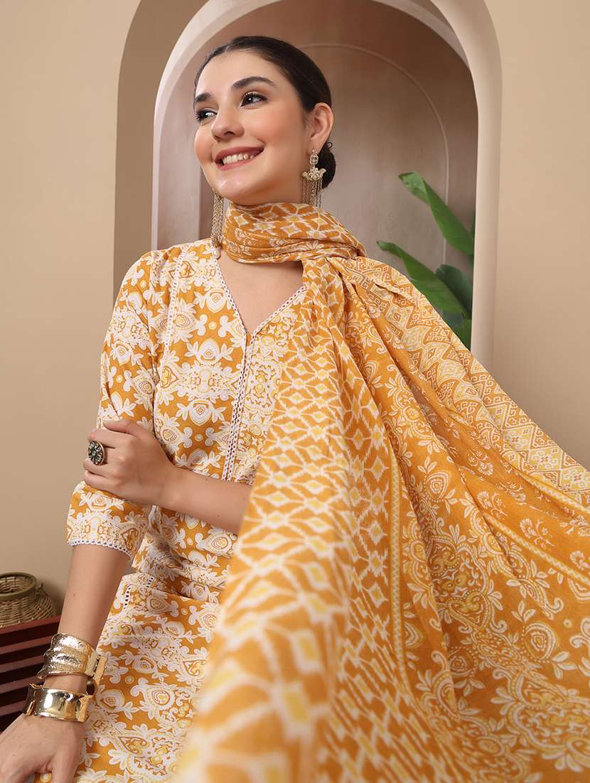 women printed v neck kurta and pant set with dupatta - 22513937 -  Standard Image - 1
