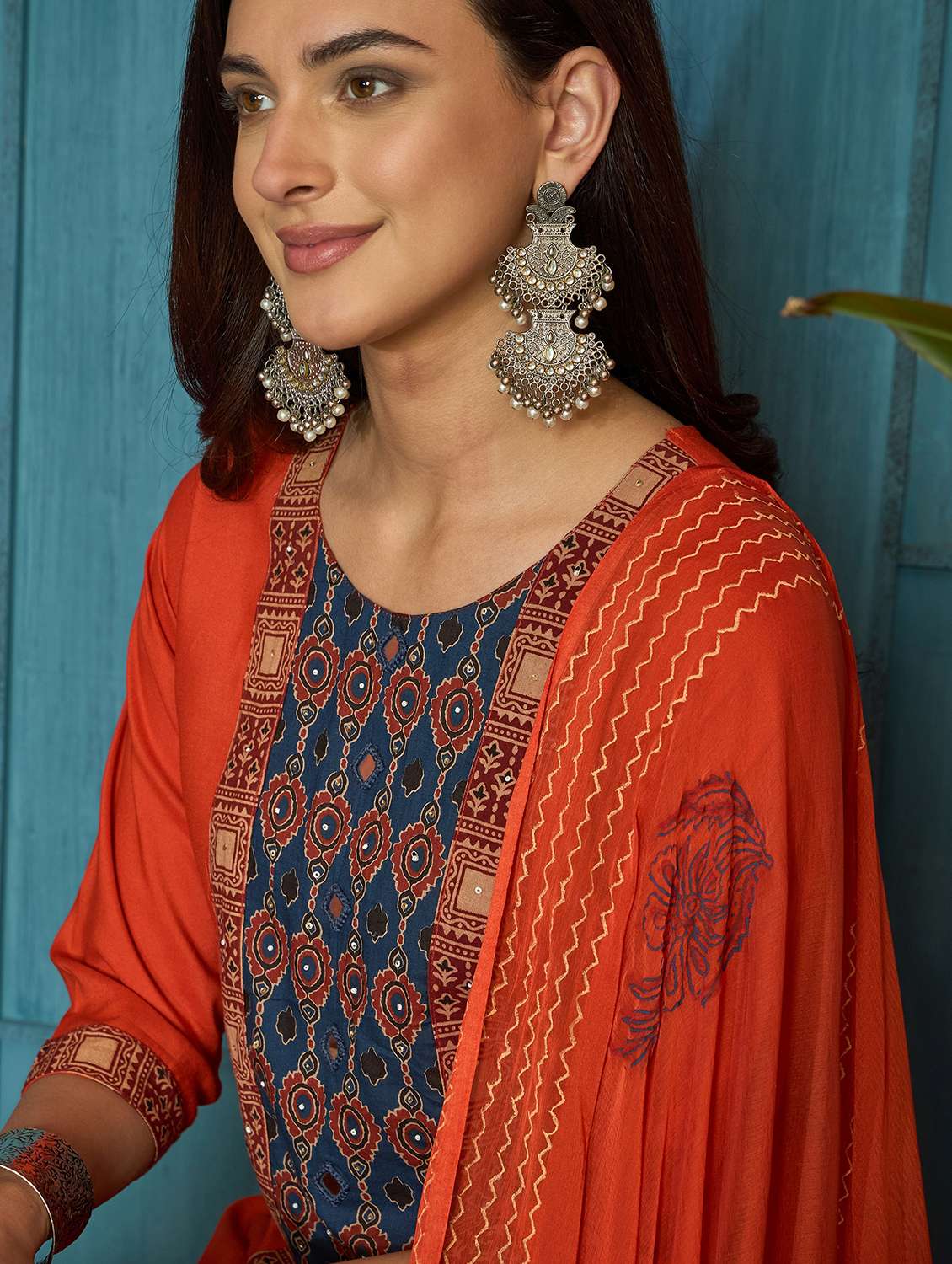 women printed three quarter sleeves kurta palazzo set with dupatta - 22514022 -  Standard Image - 1