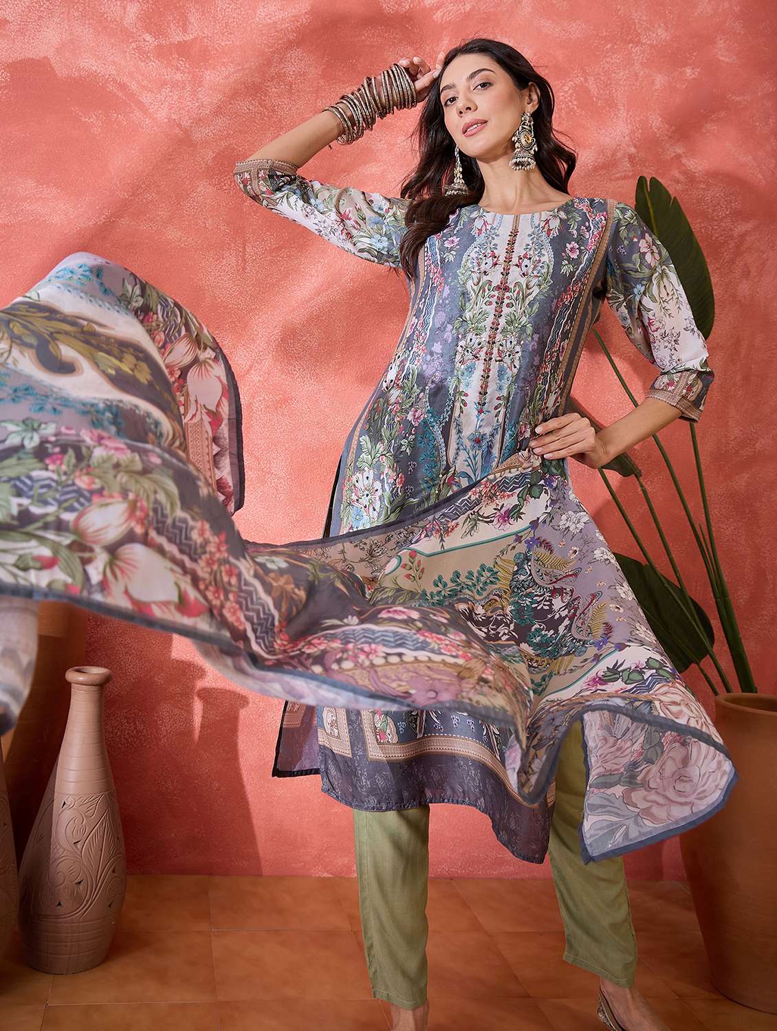 women printed three quarter sleeves kurta pant set with dupatta - 22514040 -  Standard Image - 4