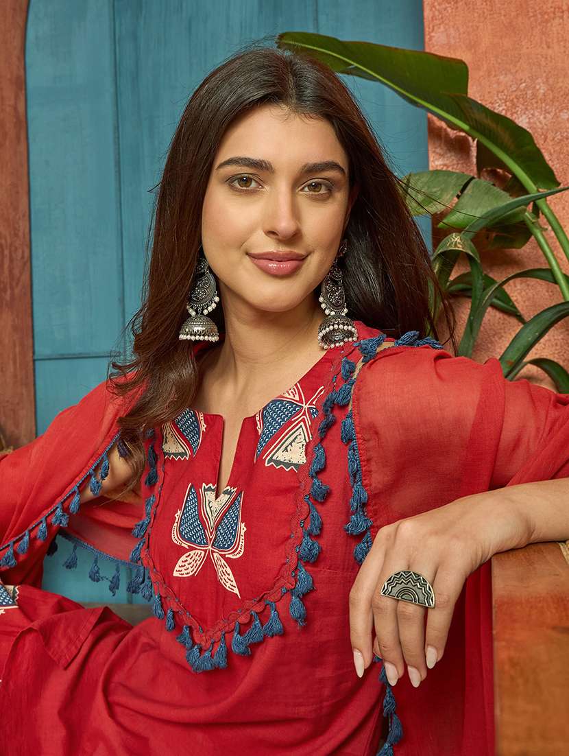women printed sleeveless kurta farshi salwar with dupatta set - 22514152 -  Standard Image - 1