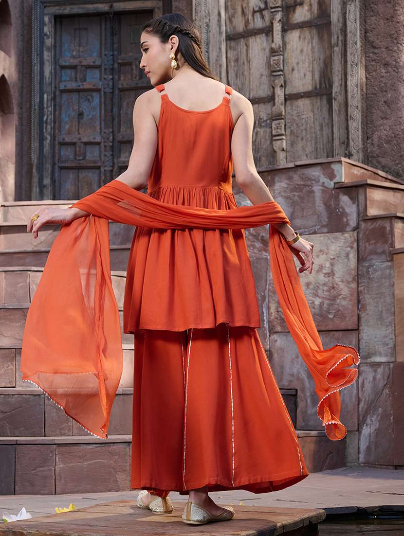 women embroidered shoulder strap kurta sharara with dupatta set - 22514186 -  Standard Image - 4