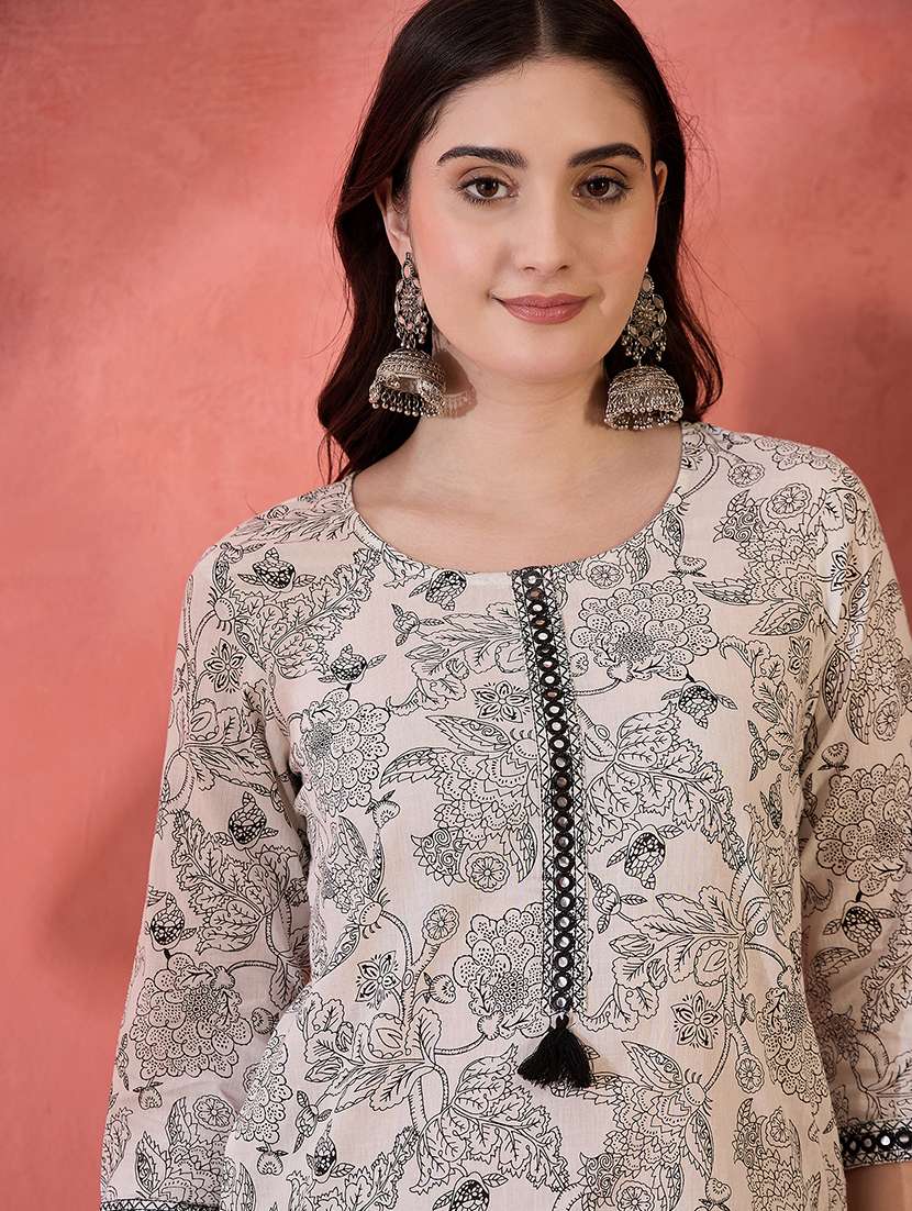 women floral three quarter sleeve straight kurti - 22514198 -  Standard Image - 1