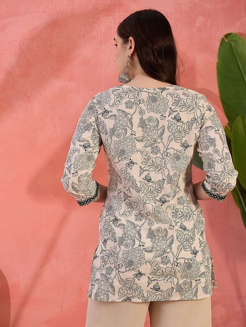 women floral three quarter sleeve straight kurti - 22514198 -  Standard Image - 4