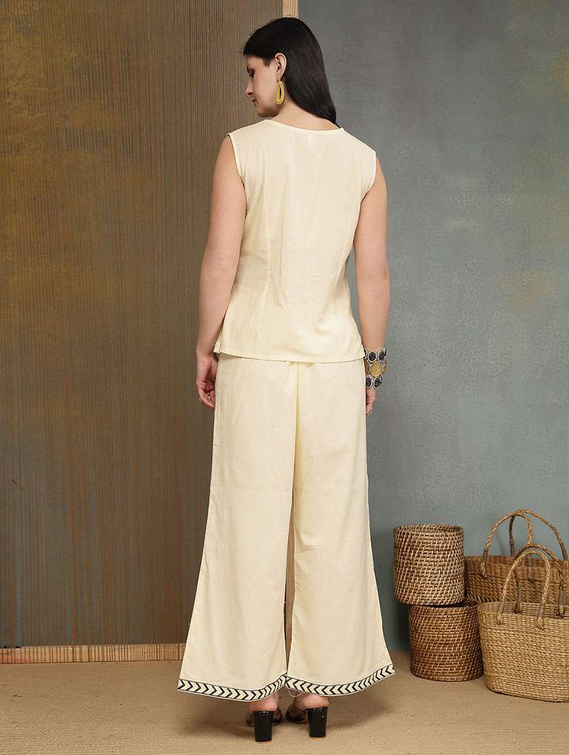 women printed sleeveless top and palazzo co-ord set - 22514495 -  Standard Image - 4