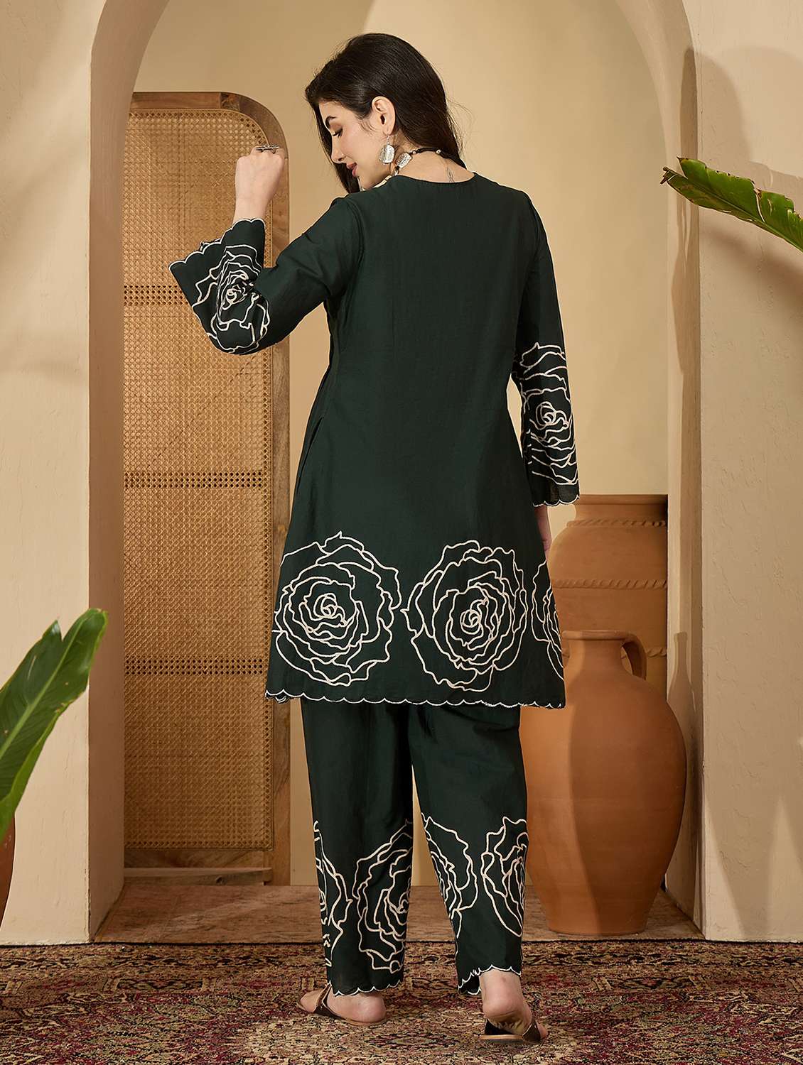 women printed long sleeves ethnic co-ord set - 22514513 -  Standard Image - 4