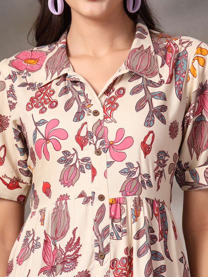 women printed short sleeves tiered dress - 22514679 -  Standard Image - 6