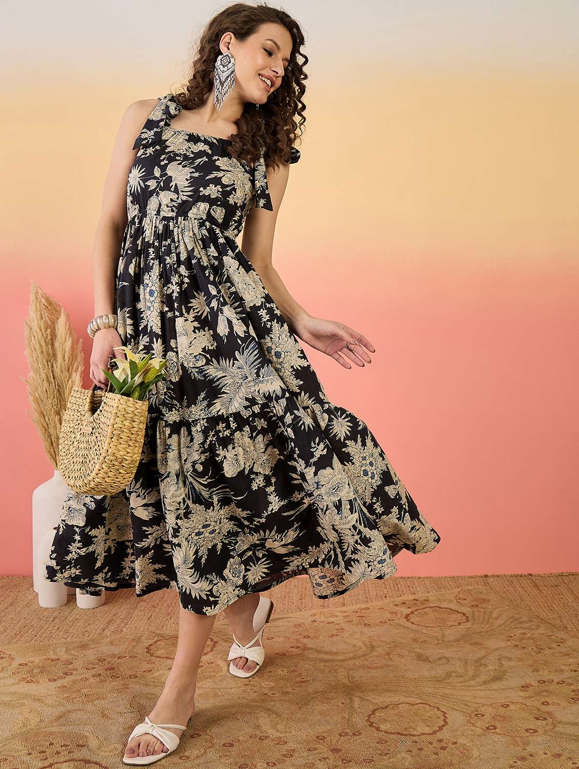 women printed sleeveless tiered dress