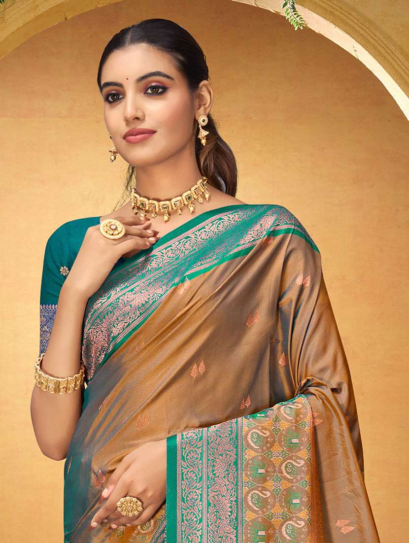 women self design banarasi saree with blouse - 22514984 -  Standard Image - 1
