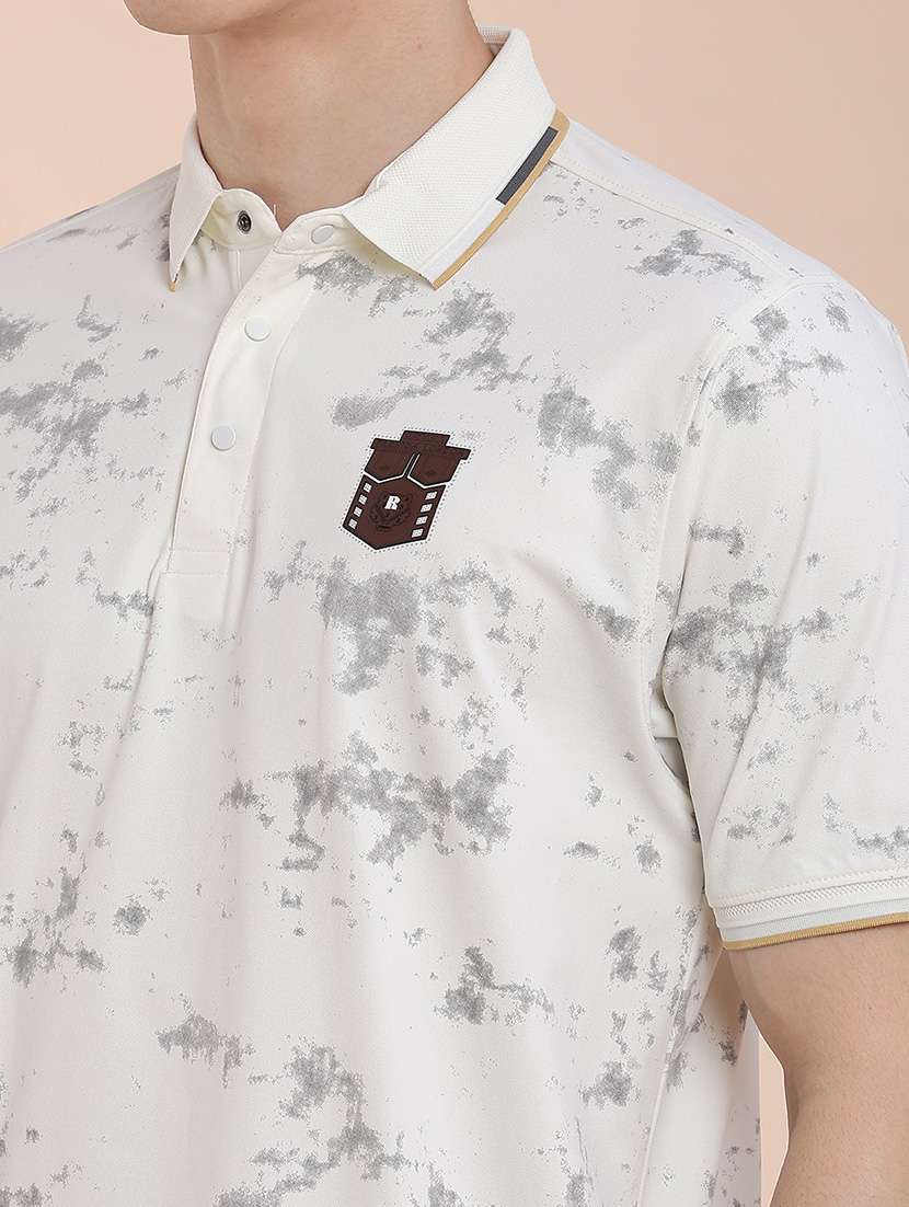 Men Printed Short Sleeves Polo T-shirt - 22515655 -  Standard Image - 1