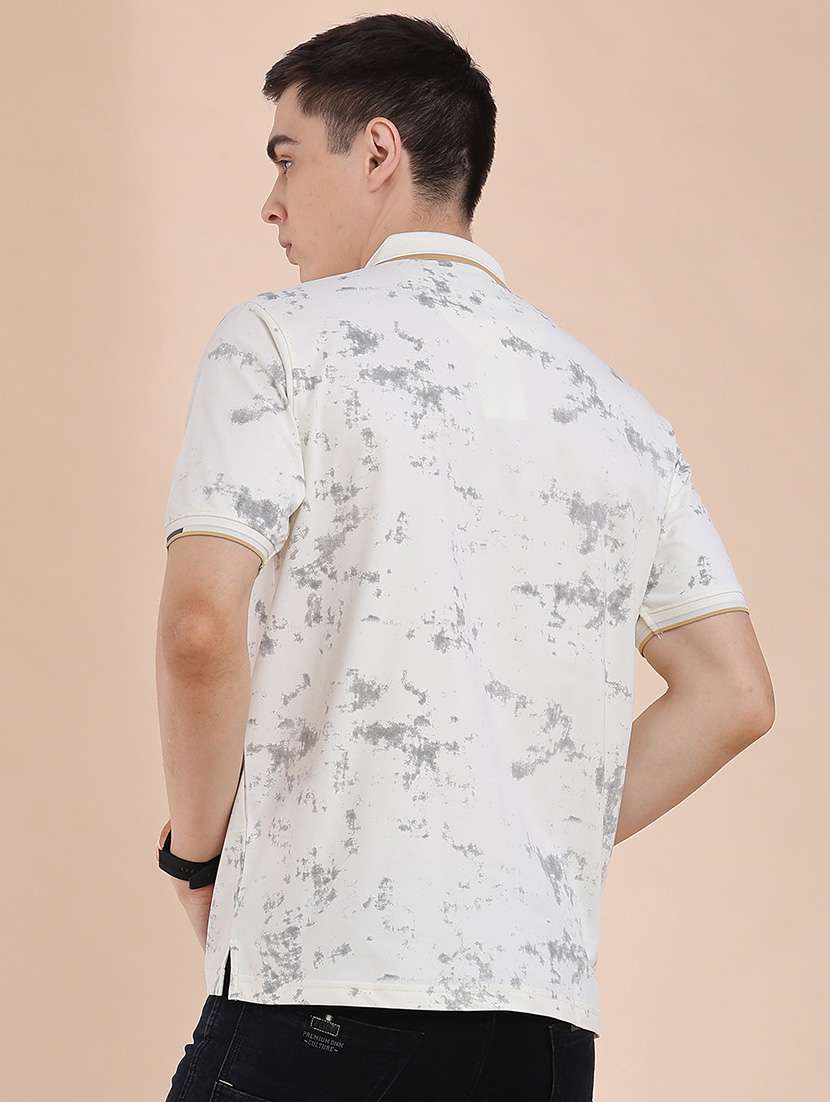Men Printed Short Sleeves Polo T-shirt - 22515655 -  Standard Image - 4