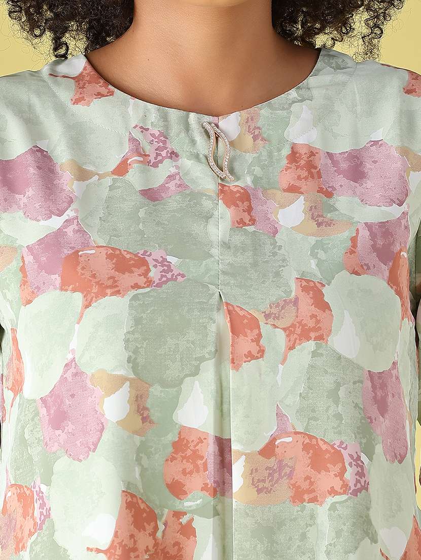 Women Printed Three Quarter Sleeves Regular Top - 22517395 -  Standard Image - 1