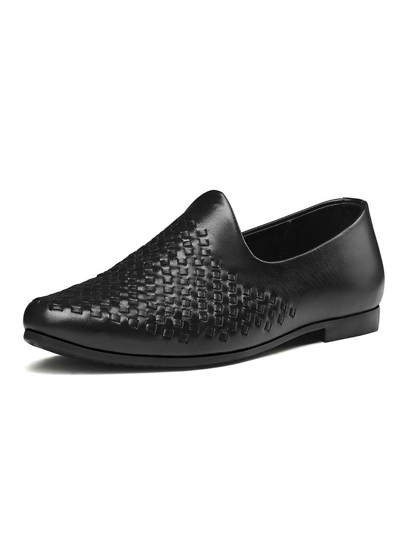 men black slip on mojari - 22517759 -  Standard Image - 1