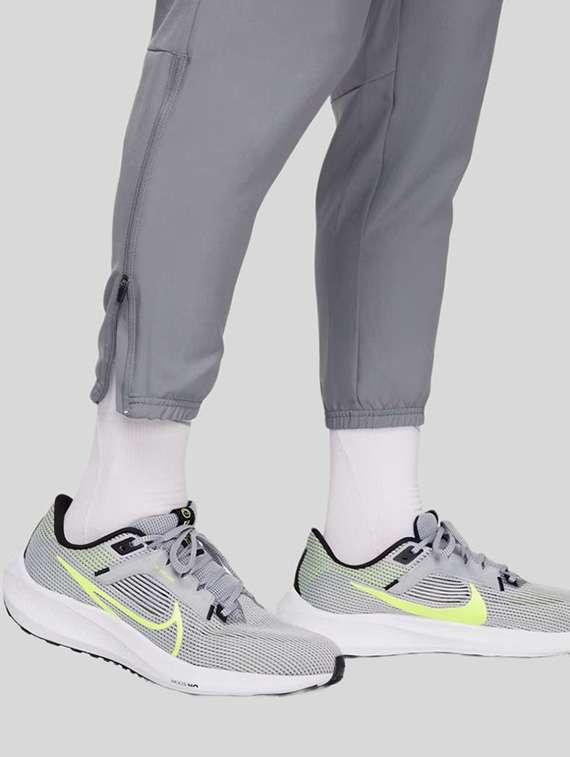 men solid mid rise slim fit jogger - 22517963 -  Standard Image - 4